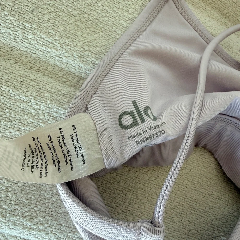 ALO Yoga Sunny Strappy Bra XS Lavender - Picture 2 of 3